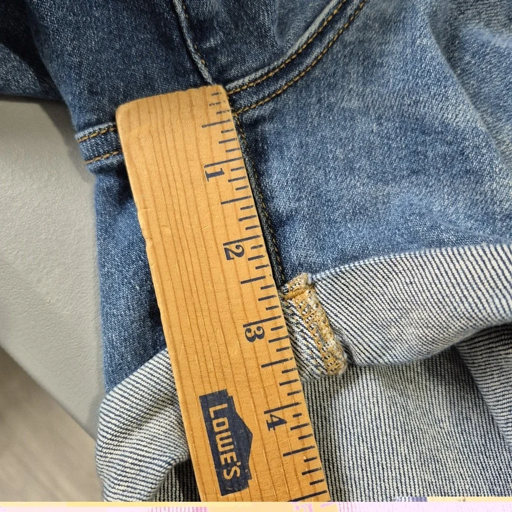 Judy Blue Shorts Womens XL Denim Jean Mid Rise Cuffed‎ Stretch Distressed Summer